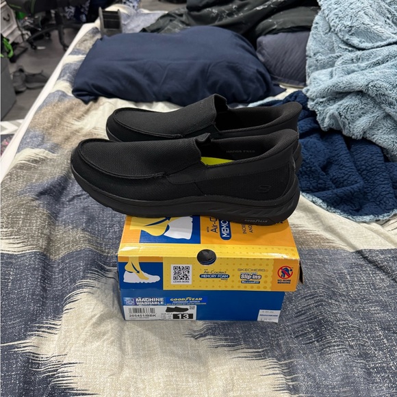 Skechers hands free slip in size 13 main image 4